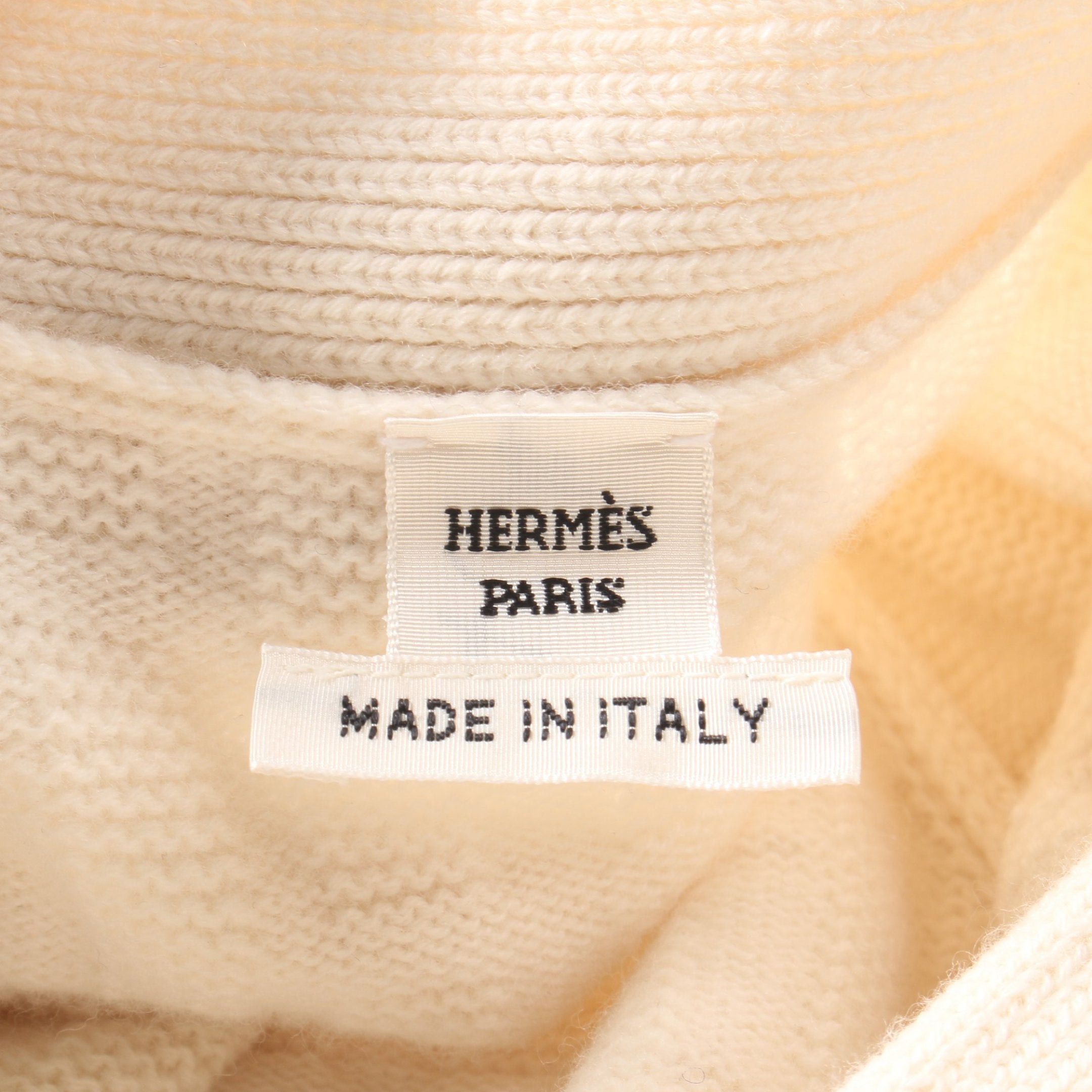 Hermes Hermes Serie Button H Pattern Cardigan Wool Ivory Size ONE SIZE - 3 Thumbnail