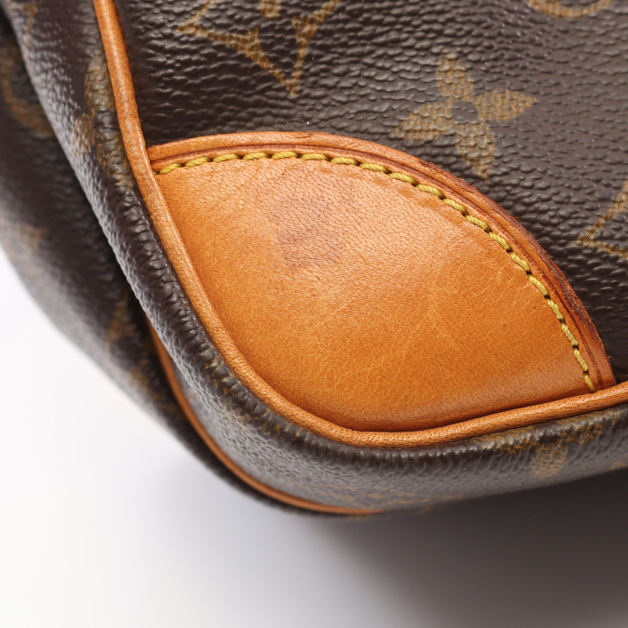 Louis Vuitton Louis Vuitton Nil Monogram Shoulder Bag Leather Brown Size ONE SIZE - 8 Thumbnail