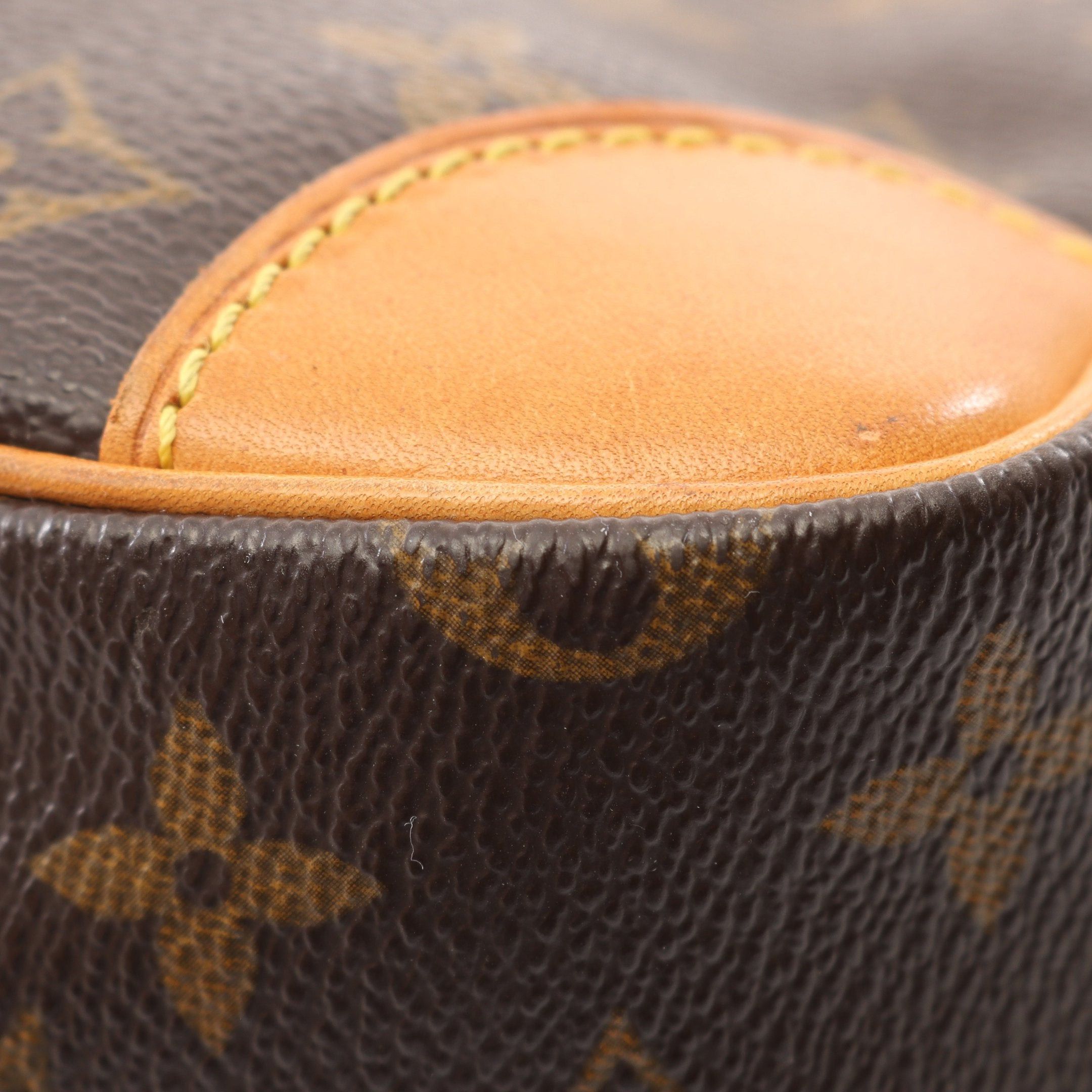Louis Vuitton Louis Vuitton Nil Monogram Shoulder Bag Leather Brown Size ONE SIZE - 9 Thumbnail