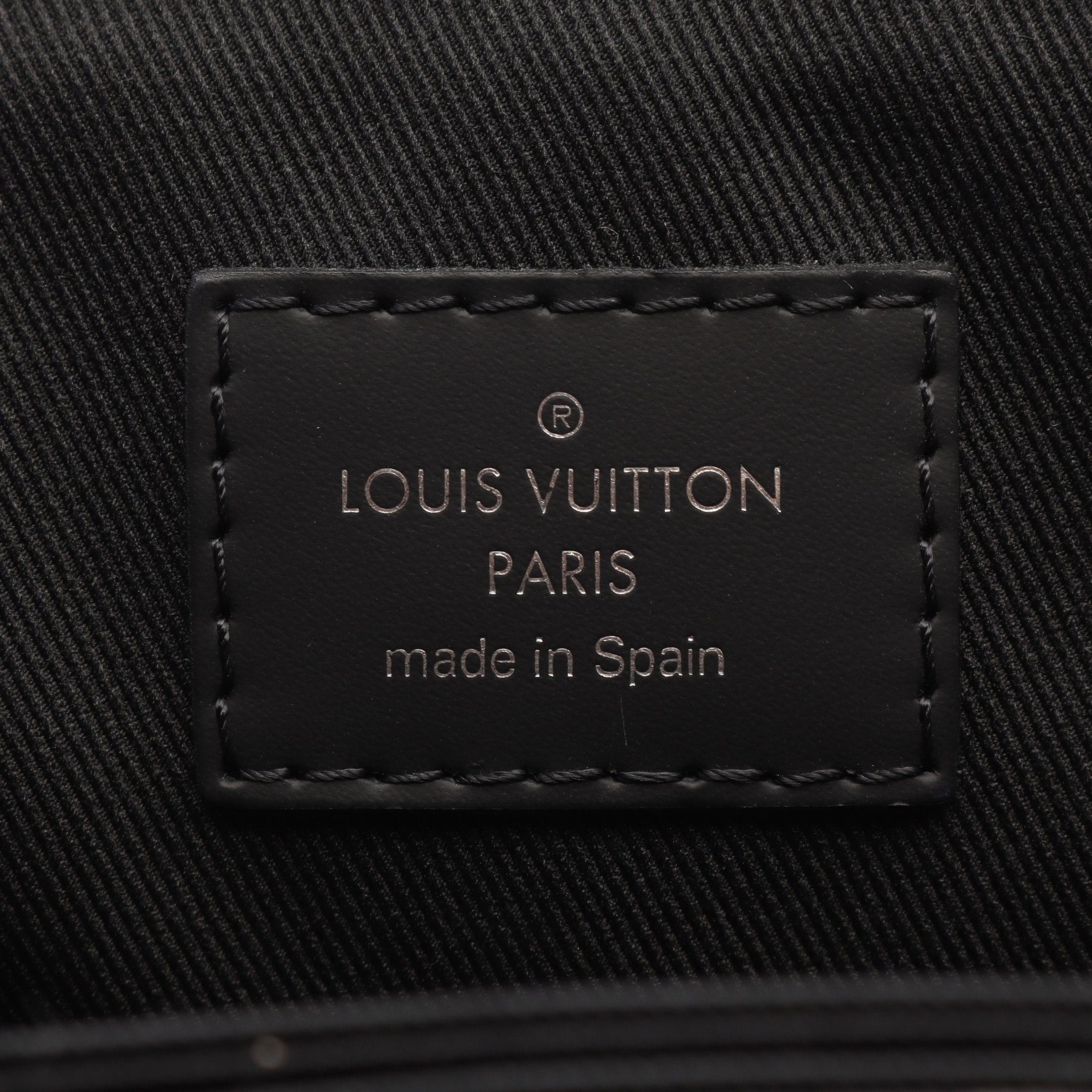 Louis Vuitton Louis Vuitton District Pm Nm Monogram Eclipse Shoulder Bag Leather Black Size ONE SIZE - 4 Thumbnail