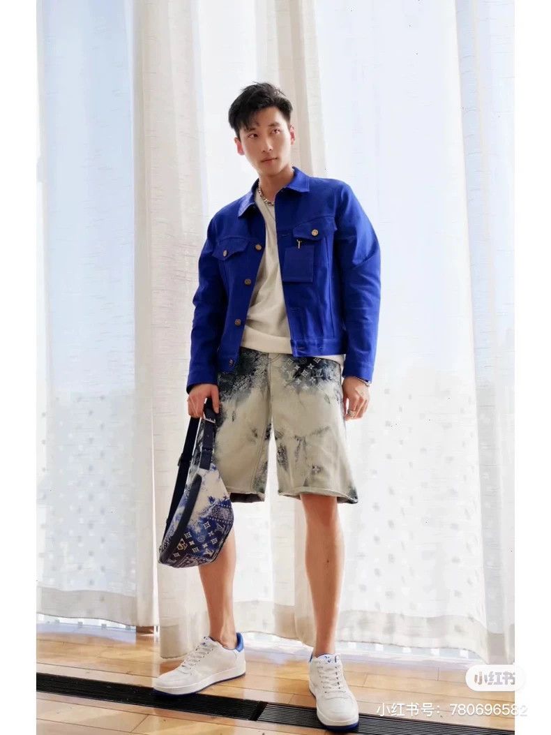 Louis Vuitton Louis Vuitton Electric Blue Denim Jacket Size US L / EU 52-54 / 3 - 4 Thumbnail