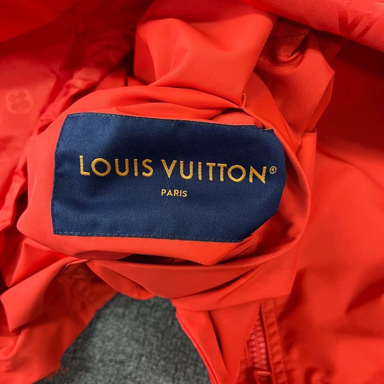 Louis Vuitton Louis Vuitton Reversible Hooded Jacket with Pins Size US XXL / EU 58 / 5 - 6 Thumbnail