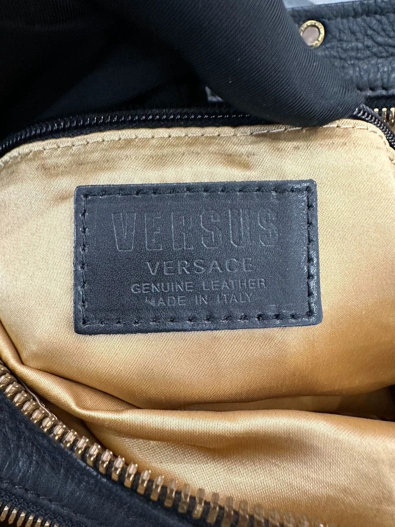 Versace Versace Black Gold Logo Shoulder Bag Size ONE SIZE - 8 Thumbnail