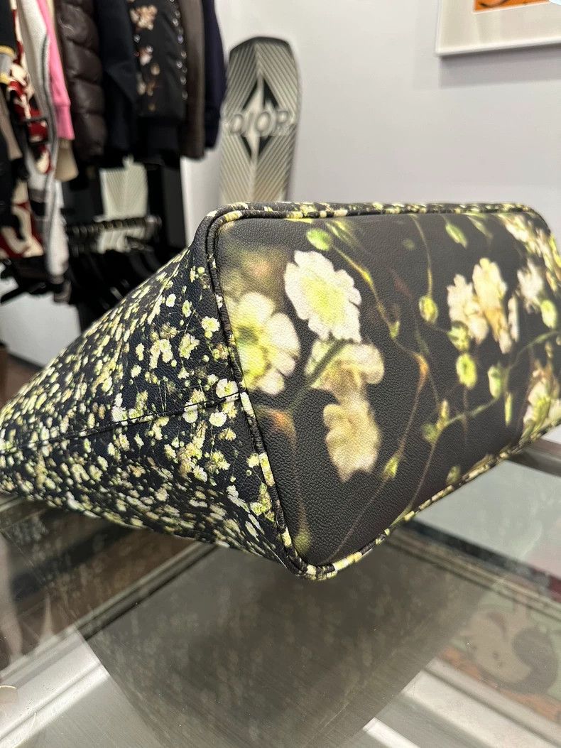 Givenchy Givenchy Floral Print Tote Bag 40cm Size ONE SIZE - 6 Thumbnail