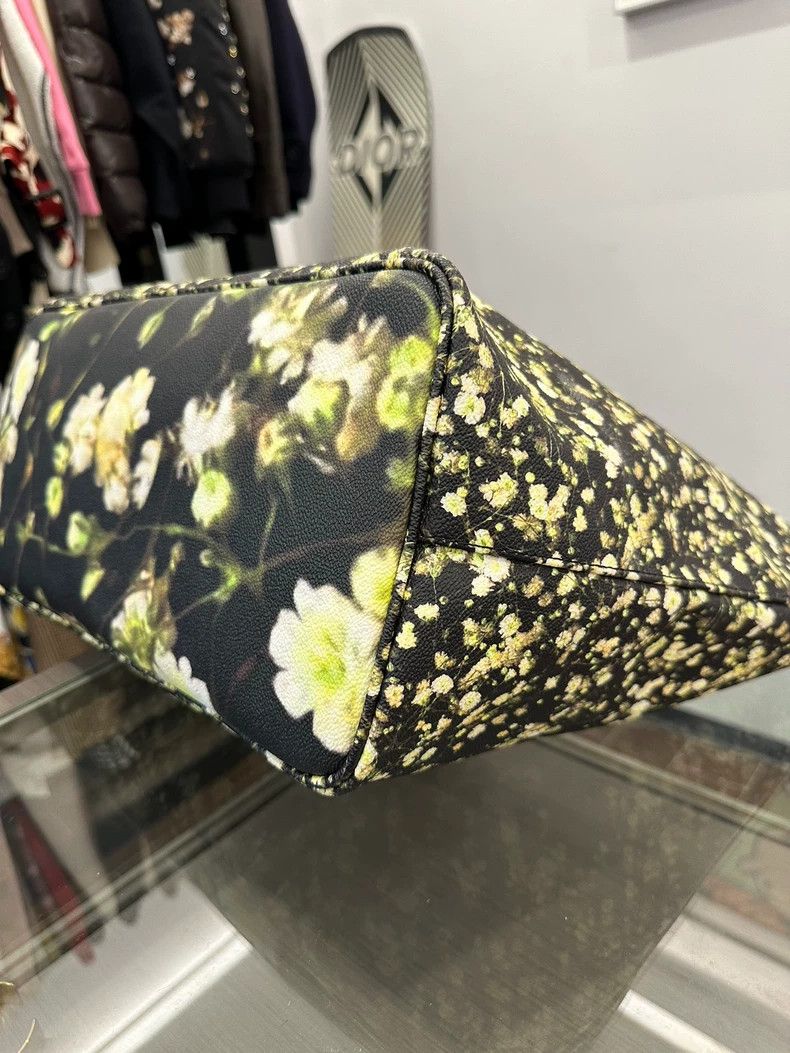 Givenchy Givenchy Floral Print Tote Bag 40cm Size ONE SIZE - 7 Thumbnail