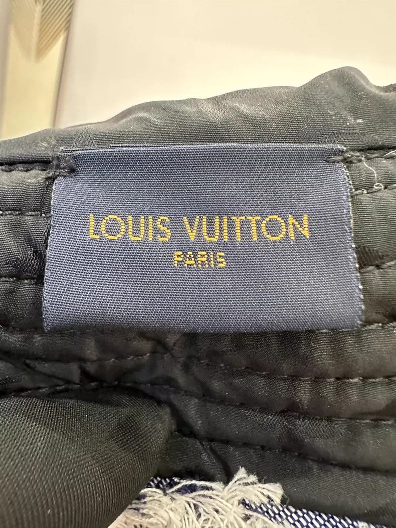 Louis Vuitton Louis Vuitton Blue Logo Fisherman Hat Size ONE SIZE - 4 Thumbnail