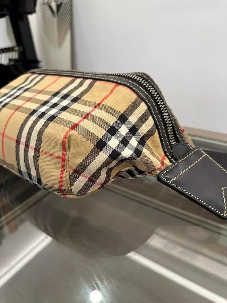 Burberry Burberry Classic Beige Check Waist Bag Size ONE SIZE - 5 Thumbnail