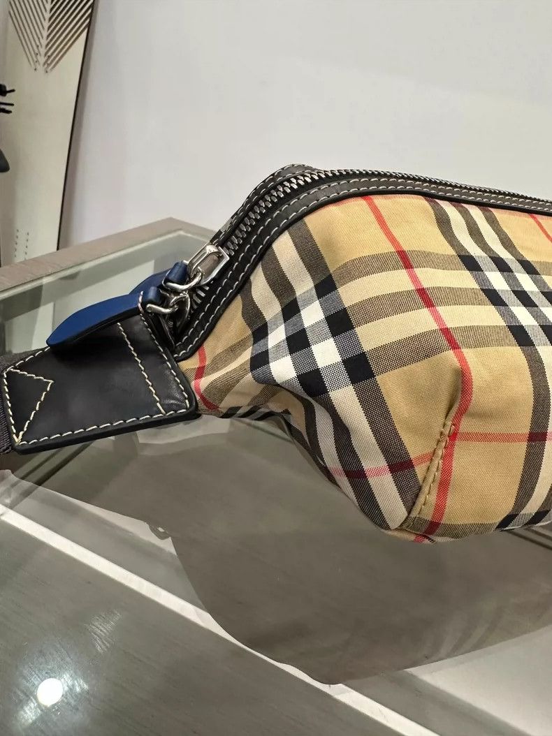 Burberry Burberry Classic Beige Check Waist Bag Size ONE SIZE - 4 Thumbnail