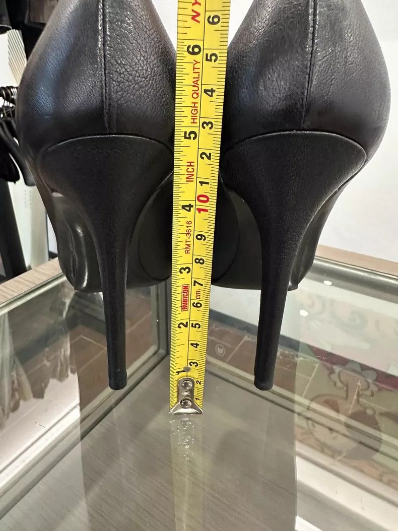 Alexander McQueen Mcqueen Black High Heels with Skull Detail Size US 8 / EU 41 - 5 Thumbnail