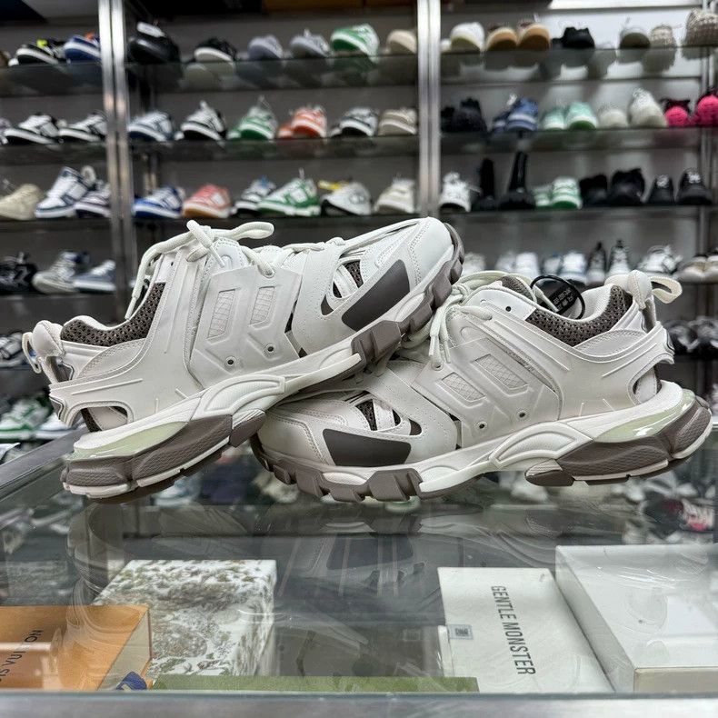 Balenciaga Balenciaga TRACK Sneakers White Brown New Size US 7 / EU 40 - 5 Thumbnail