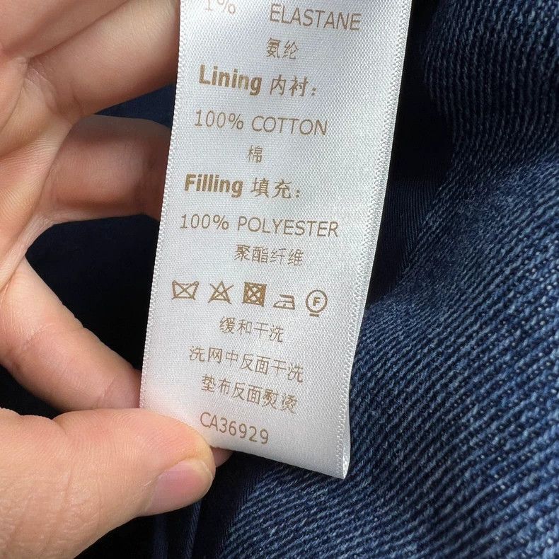 Louis Vuitton Louis Vuitton SS23 Embossed Logo Denim Jacket Size US S / EU 44-46 / 1 - 5 Thumbnail
