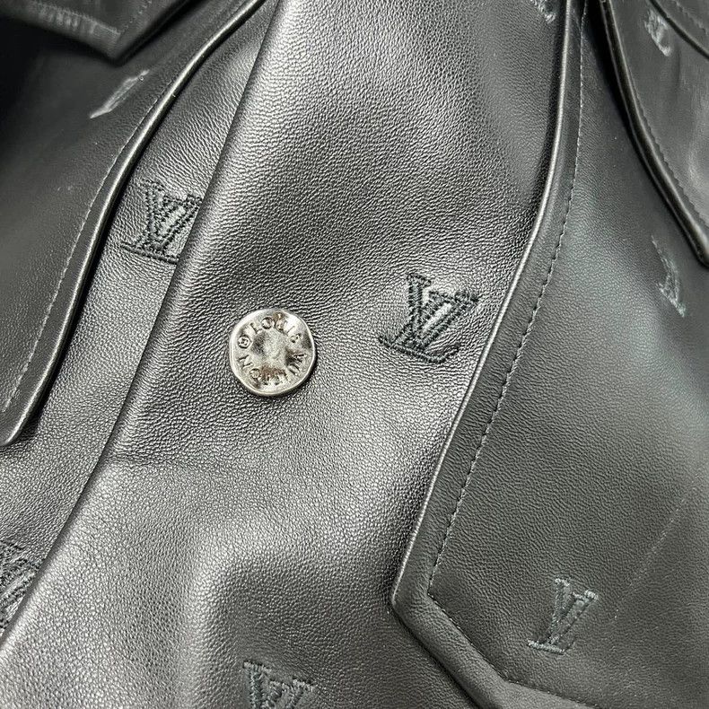 Louis Vuitton Louis Vuitton Black Leather Jacket with Logo Size US L / EU 52-54 / 3 - 5 Thumbnail