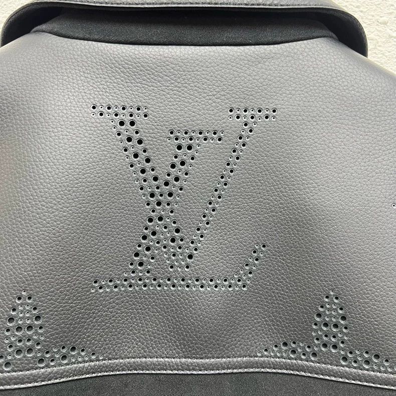 Louis Vuitton Louis Vuitton Capsule Series Leather Jacket Size US L / EU 52-54 / 3 - 3 Thumbnail