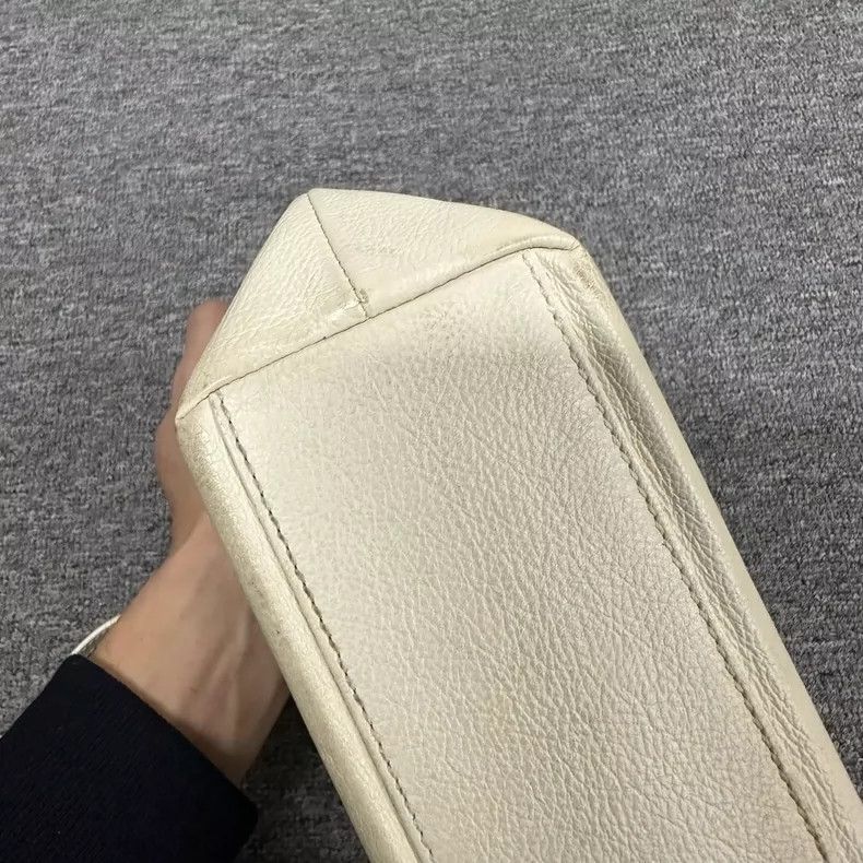 Balenciaga Balenciaga Tote Bag with Some Signs of Use Size ONE SIZE - 4 Thumbnail