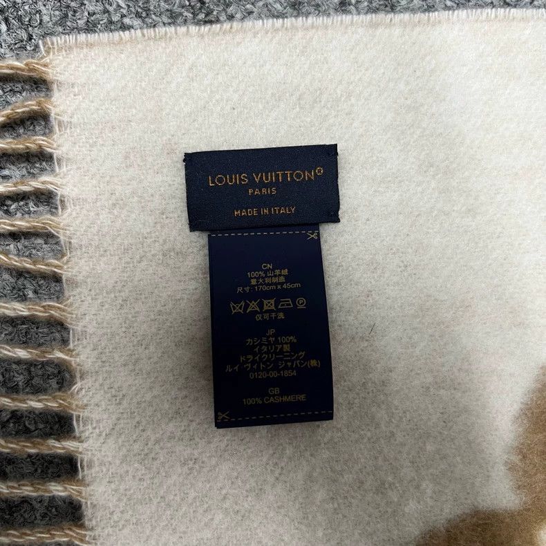 Louis Vuitton Louis Vuitton Cashmere Scarf with Tags Size ONE SIZE - 5 Thumbnail