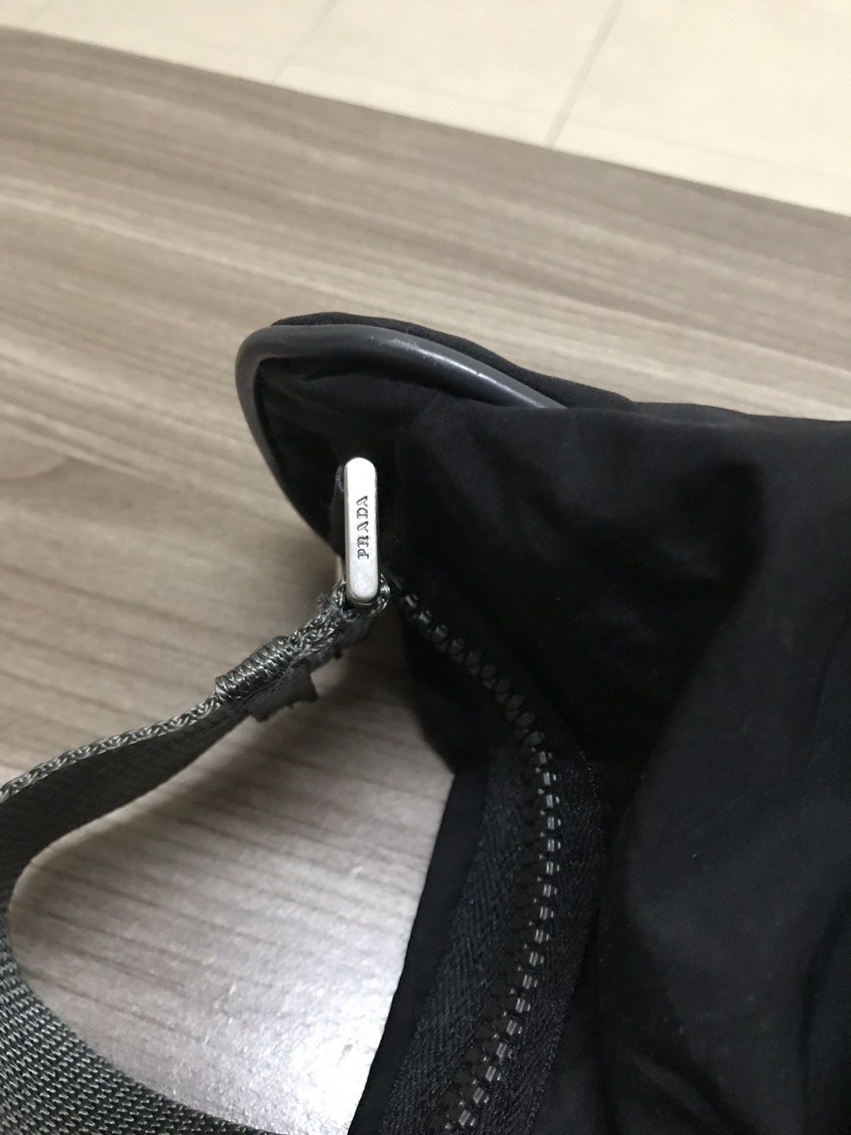 Prada PRADA SLING BAG MADE IN ITALY RARE Size ONE SIZE - 5 Thumbnail