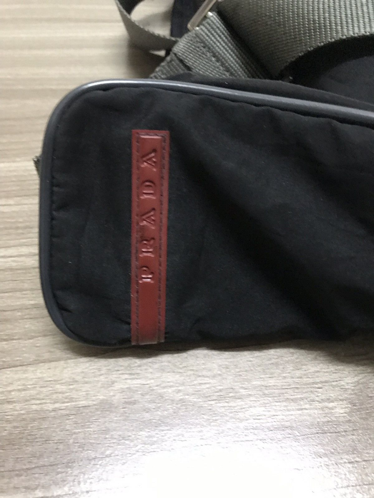 Prada PRADA SLING BAG MADE IN ITALY RARE Size ONE SIZE - 3 Thumbnail