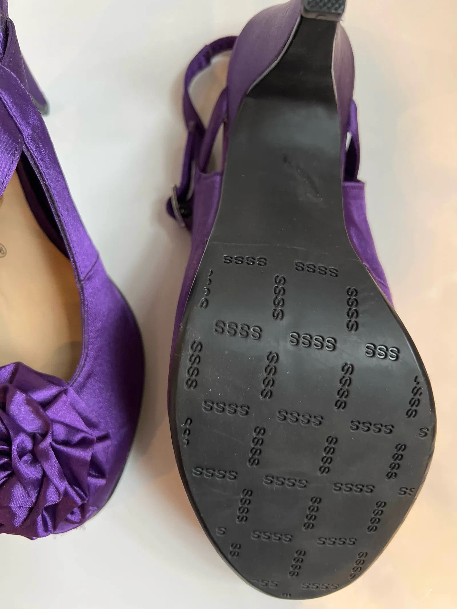 Roots Roots Heels Size US 8 / IT 38 - 3 Thumbnail