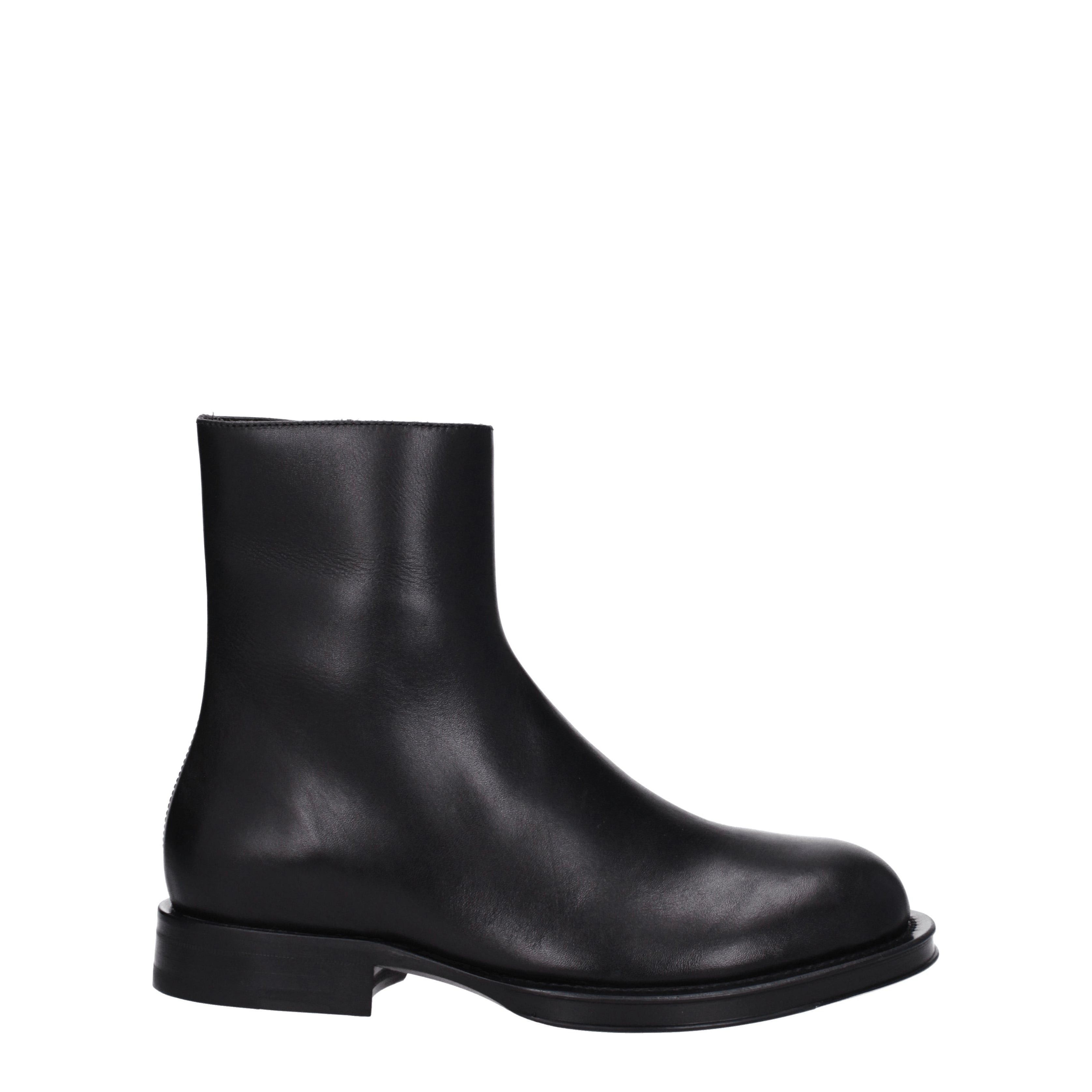 Lanvin Ankle Boots in Leather Size US 6 / EU 39 - 2 Thumbnail