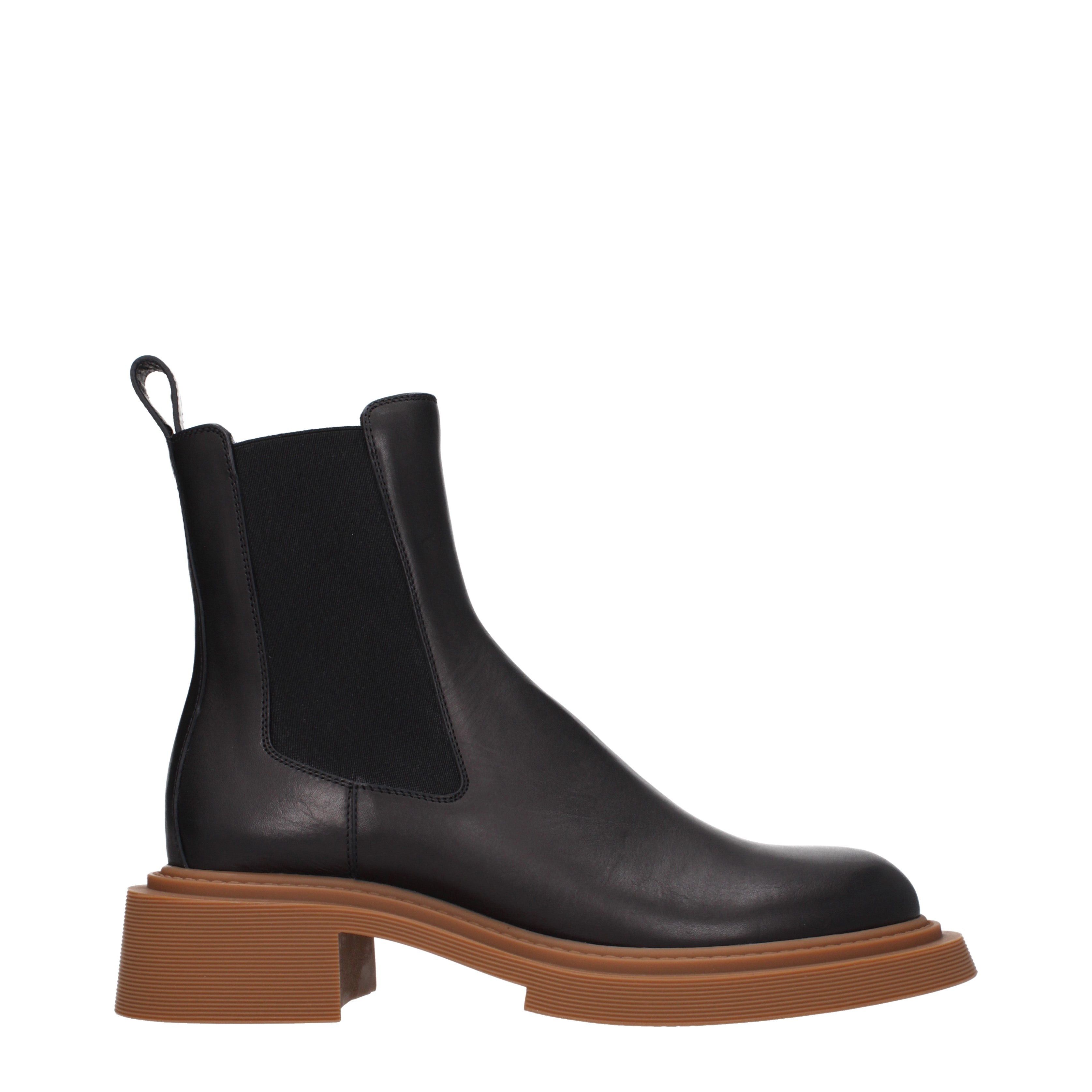 Loewe Ankle Boots in Leather Size US 9 / EU 42 - 2 Thumbnail