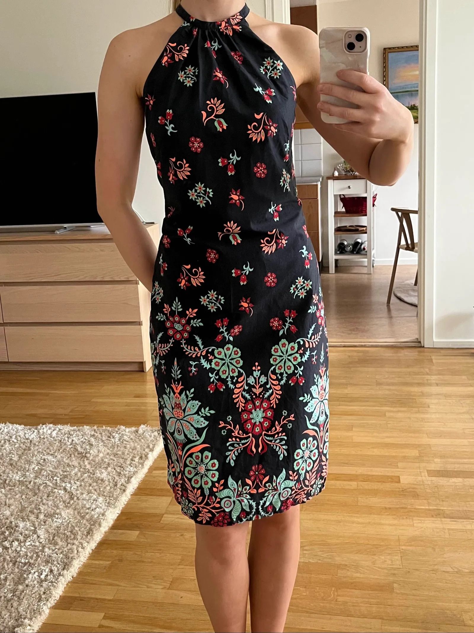French Connection French Connection Dress Size S / US 4 / IT 40 - 4 Thumbnail