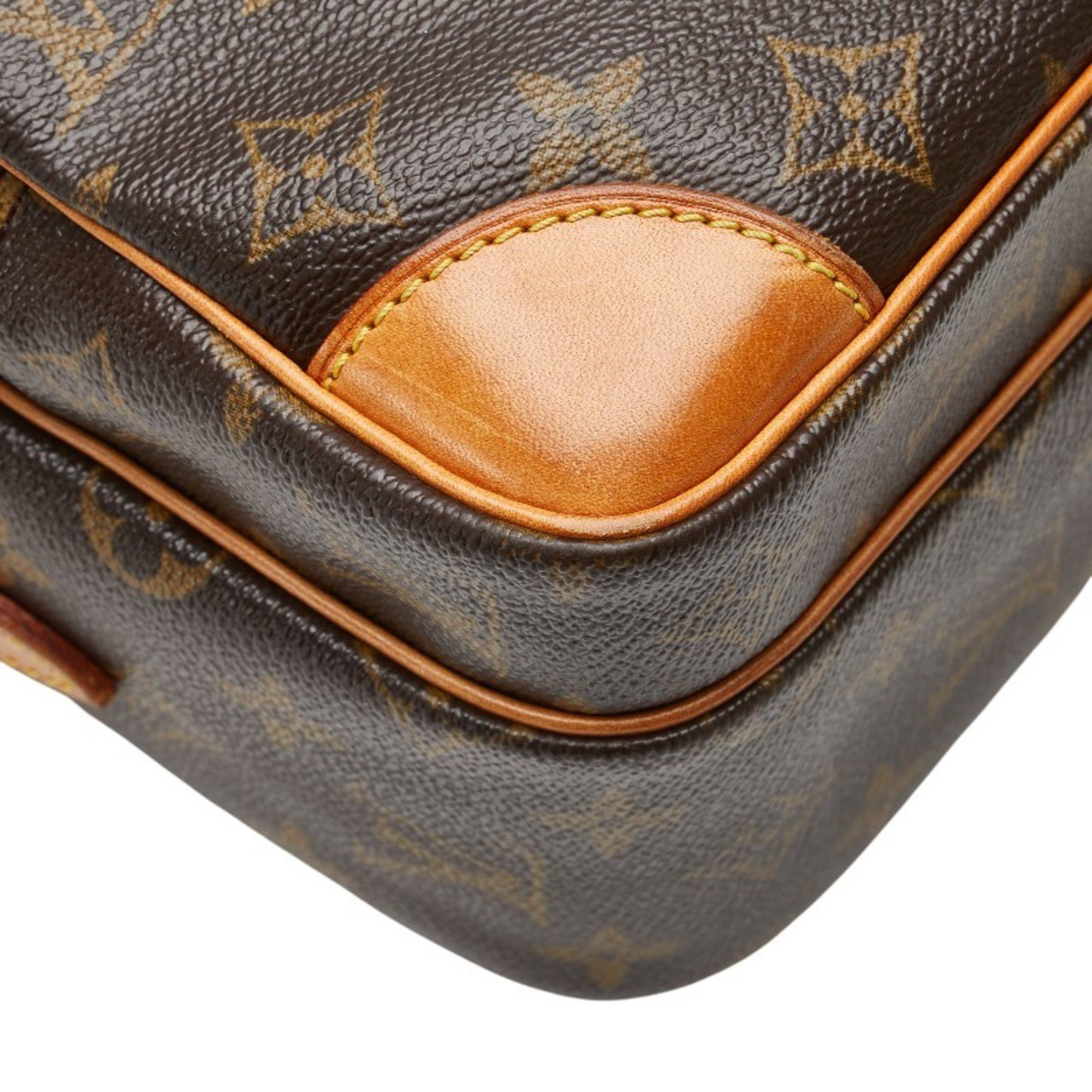 Louis Vuitton Louis Vuitton Nile shoulder Size ONE SIZE - 4 Thumbnail