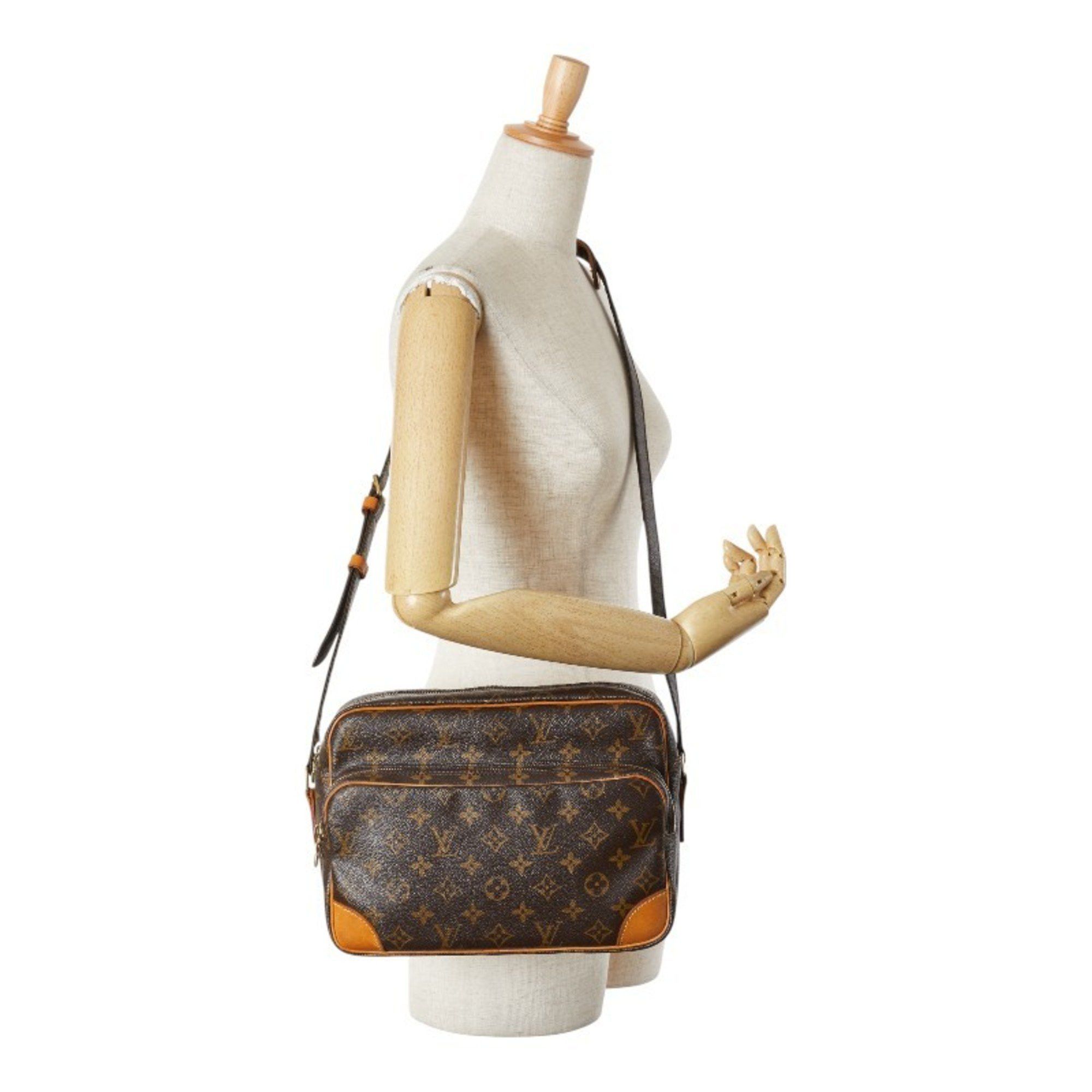 Louis Vuitton Louis Vuitton Nile shoulder Size ONE SIZE - 11 Thumbnail
