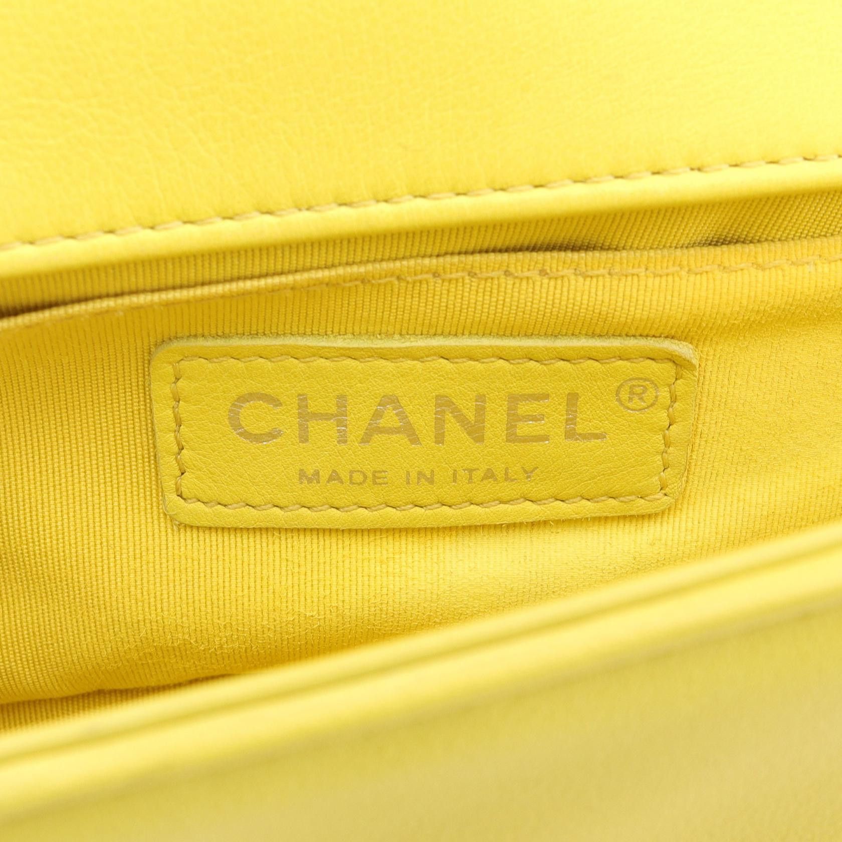 Chanel Chanel Boy Chanel Small Chevron V-Stitch Chain Shoulder Bag Lambskin Yellow Antique Silver Hardware Size ONE SIZE - 4 Thumbnail