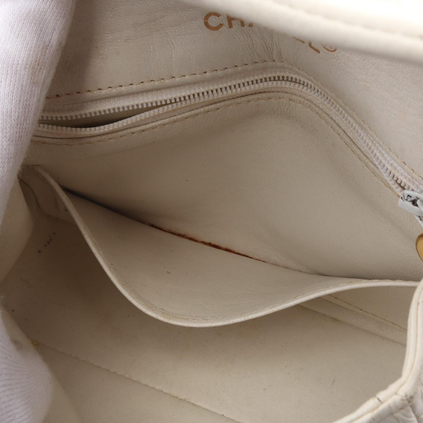 Chanel Chanel Mini Matelasse Chain Shoulder Bag Lambskin White Gold Hardware Size ONE SIZE - 8 Thumbnail