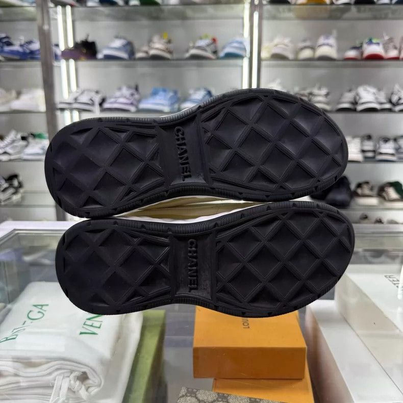 Chanel CHANEL运动鞋尺码35.5码 Size US 5 / IT 35 - 7 Thumbnail