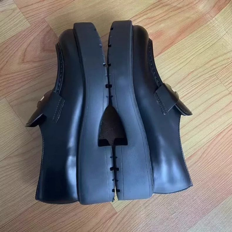 Miu Miu Miu Miu Thick Sole Loafers Size 38.5-yf Size US 8 / IT 38 - 4 Thumbnail