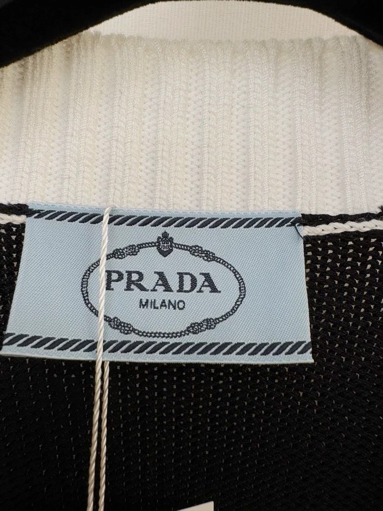 Prada Prada Knitted Cardigan with White Trim Size M / US 6-8 / IT 42-44 - 2 Thumbnail
