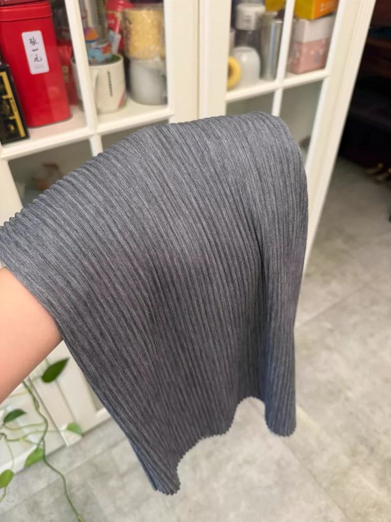 Issey Miyake Issey Miyake Gray Straight Midi Skirt Size 22" - 7 Thumbnail
