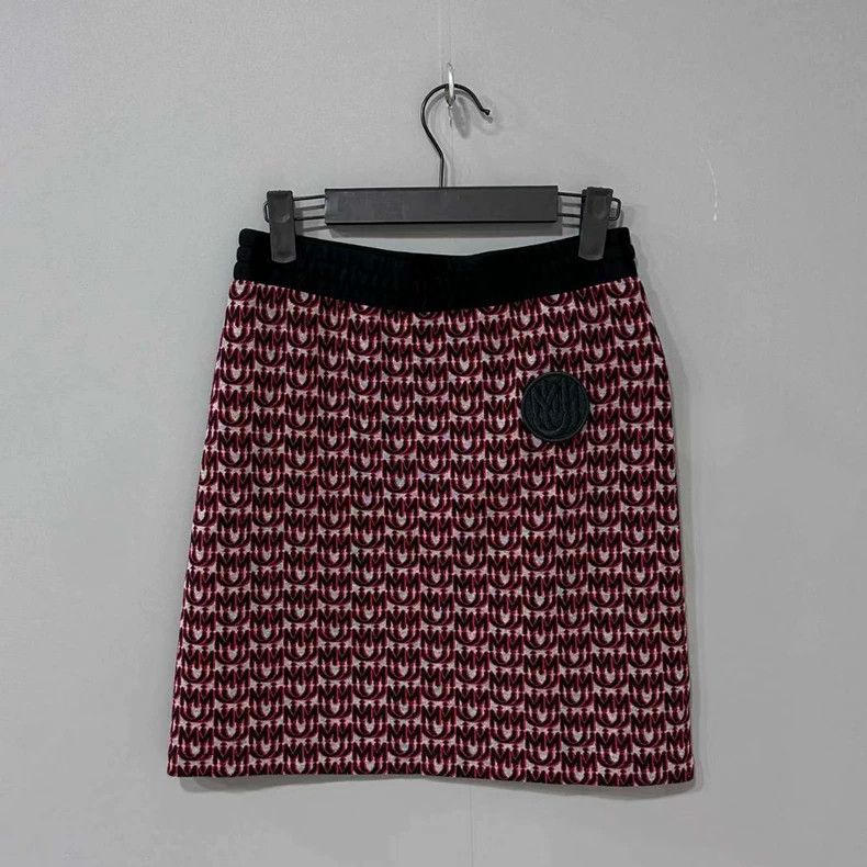 Miu Miu Black and Red Letter Print Knit Skirt Size 22" - 2 Thumbnail