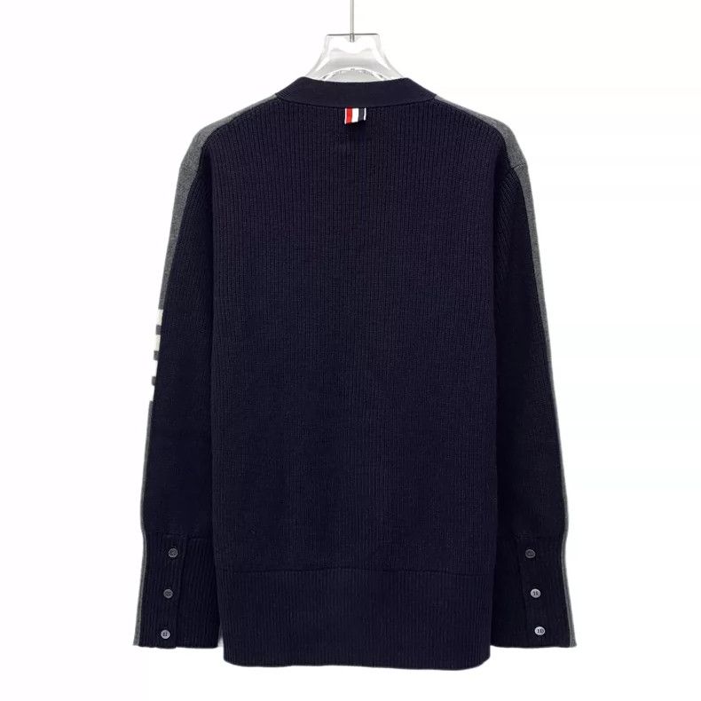 Thom Browne Thom Browne Classic Wool V-Neck Cardigan Size M / US 6-8 / IT 42-44 - 2 Thumbnail