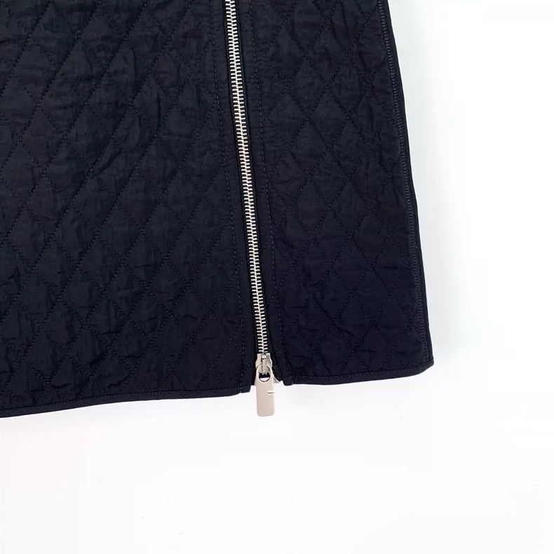 Burberry Burberry Black Diamond Quilted Zip Skirt Size 36" / US 14 / IT 50 - 4 Thumbnail