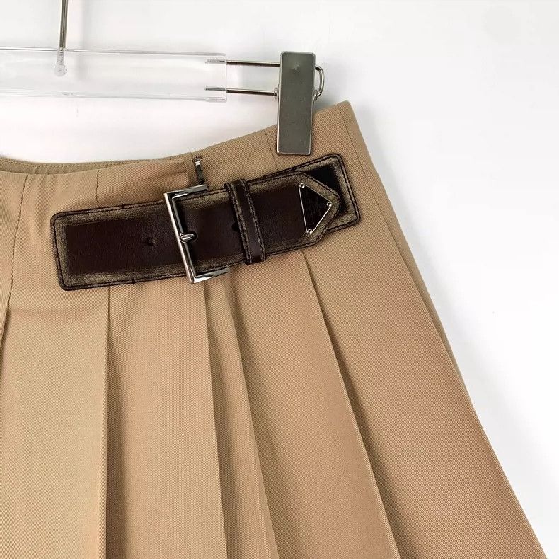 Prada Prada Brown Pleated Skirt Size 38 S Size 38" / US 16 / IT 52 - 3 Thumbnail