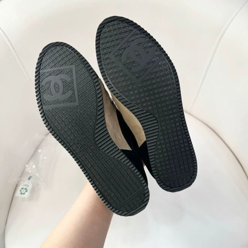 Chanel Chanel Color Block Casual Sneakers Size 37 Size US 6 / IT 36 - 7 Thumbnail