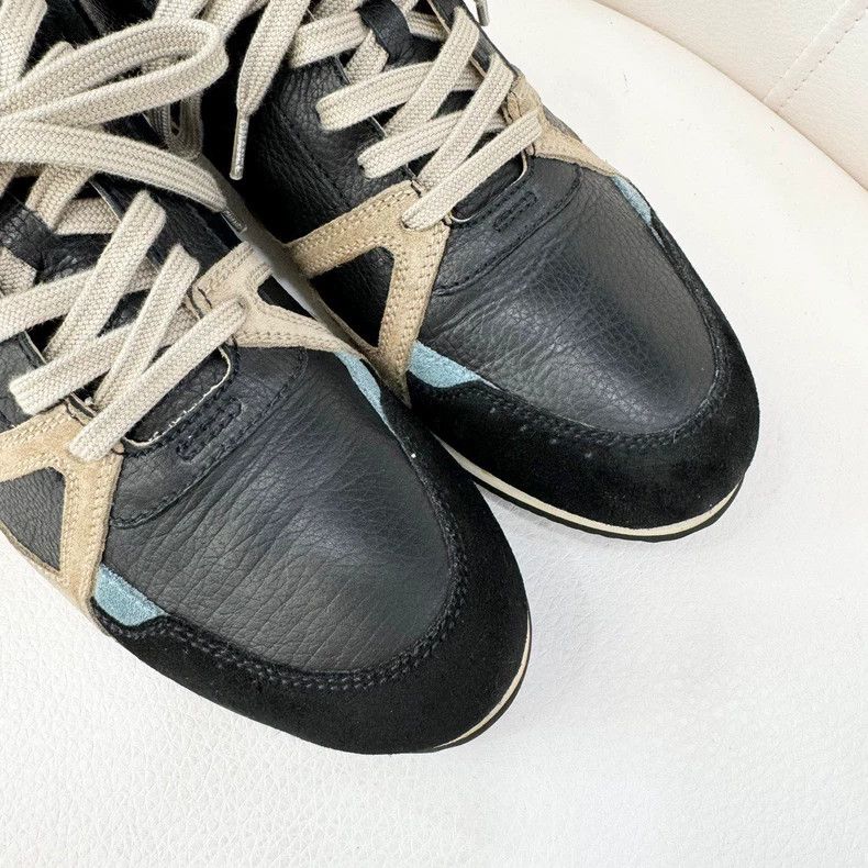 Chanel Chanel Color Block Casual Sneakers Size 37 Size US 6 / IT 36 - 3 Thumbnail