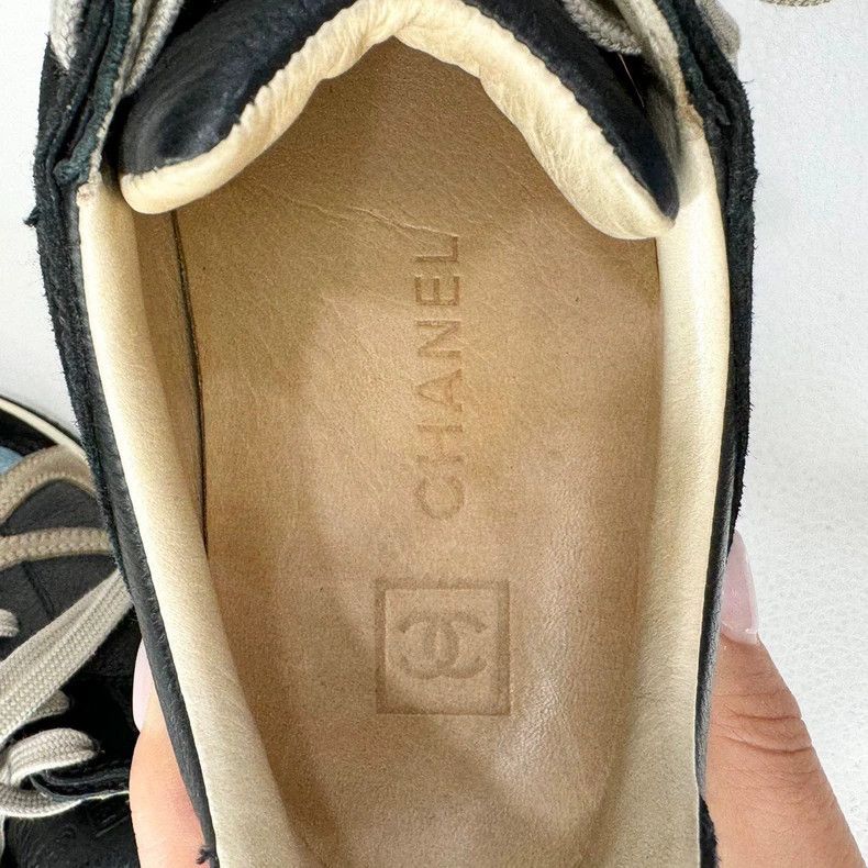 Chanel Chanel Color Block Casual Sneakers Size 37 Size US 6 / IT 36 - 5 Thumbnail
