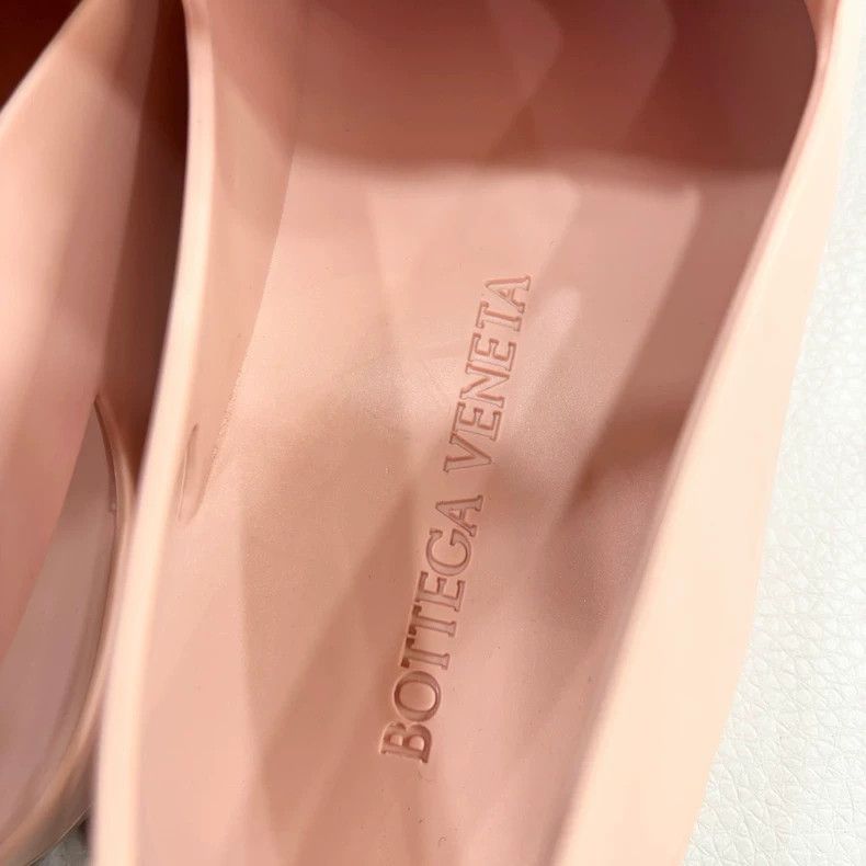 Bottega Veneta BV Pink Jelly Clogs Rain Shoes Size 37 Size US 6 / IT 36 - 5 Thumbnail