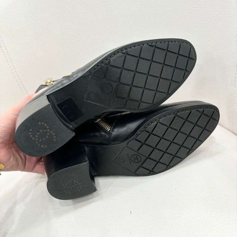 Chanel Chanel Zip Ankle Boots with Logo Size US 7 / IT 37 - 6 Thumbnail