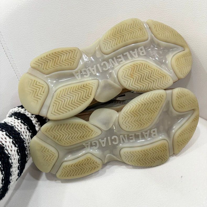 Balenciaga Balenciaga Triples Dad Sneakers Size 37 Size US 7 / IT 37 - 6 Thumbnail