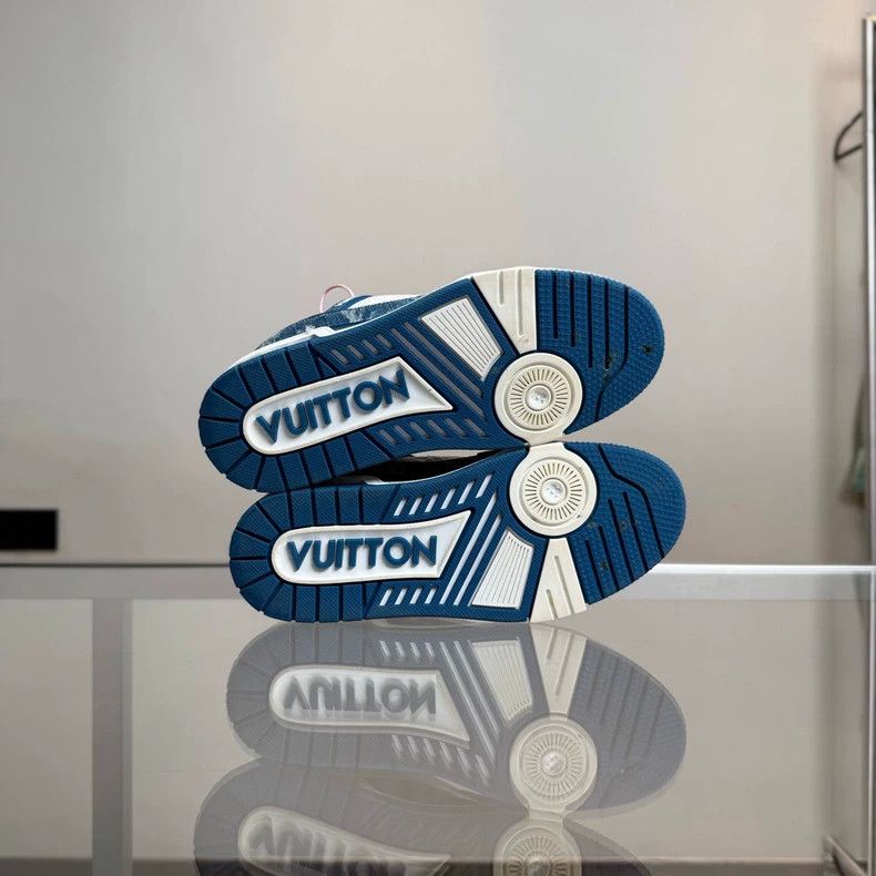 Louis Vuitton LV Trainer Sneakers in White and Blue Size US 5 / IT 35 - 7 Thumbnail
