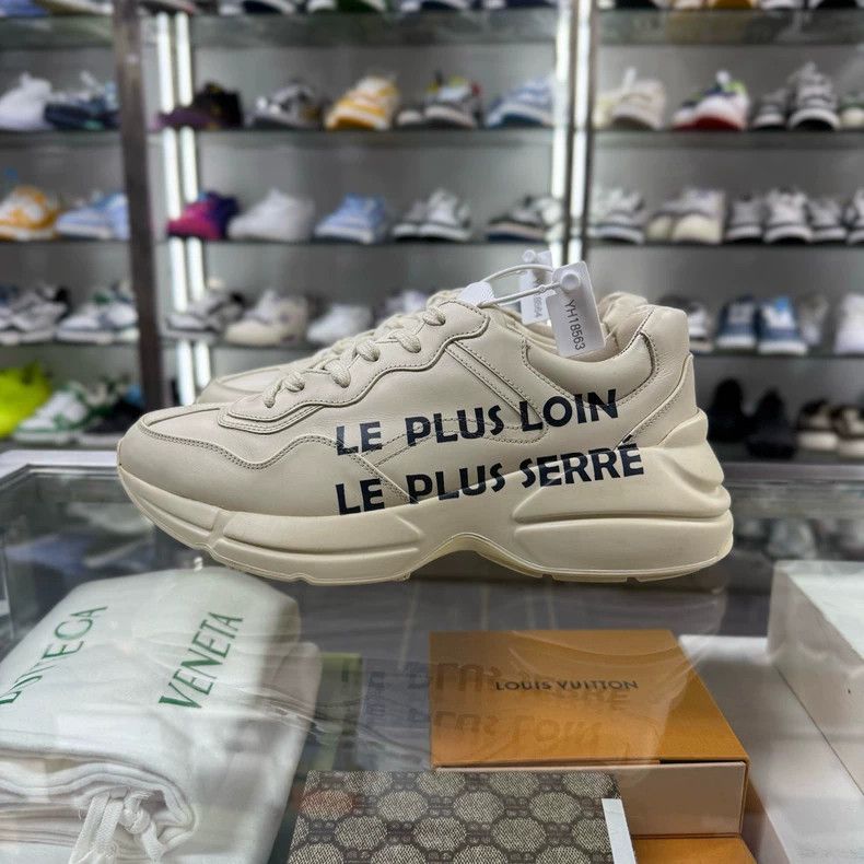 Gucci GUCCI Dad Sneakers Size 6 Beige Size US 6 / EU 39 - 2 Thumbnail