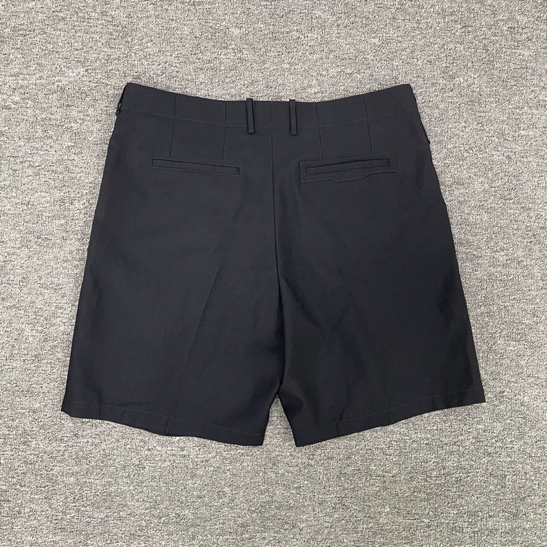 Louis Vuitton Louis Vuitton Short Pants with Tags Size US 44 / EU 60 - 3 Thumbnail