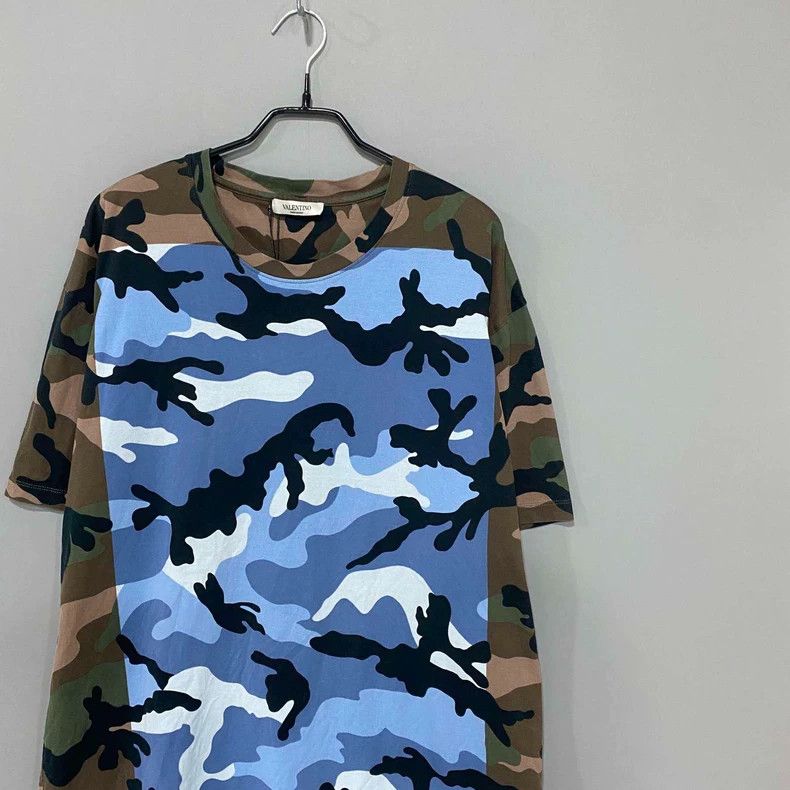 Valentino Camouflage Print Short Sleeve T-Shirt Size US XXL / EU 58 / 5 - 2 Thumbnail