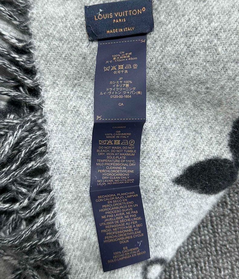 Louis Vuitton Reykjavik Double-Sided Cashmere Fringed Scarf Size ONE SIZE - 4 Thumbnail