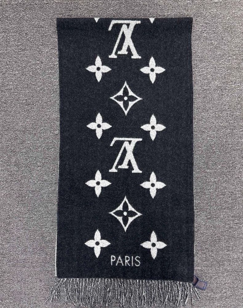 Louis Vuitton Reykjavik Double-Sided Cashmere Fringed Scarf Size ONE SIZE - 2 Thumbnail