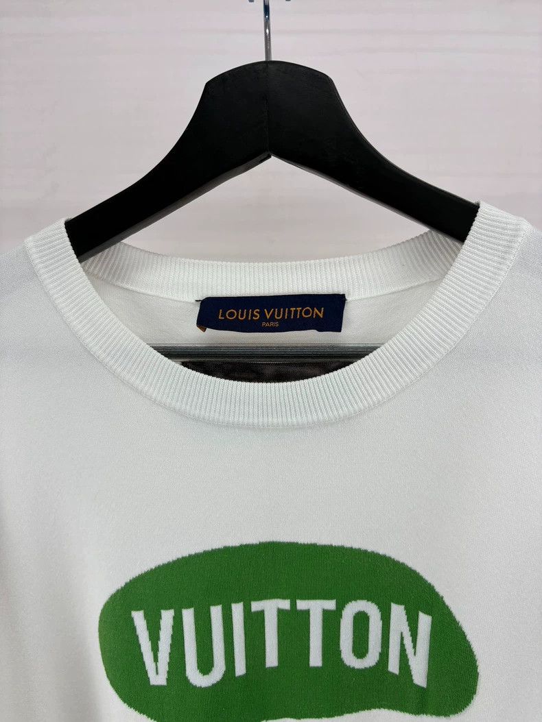 Louis Vuitton Louis Vuitton White Green Logo Short Sleeve Shirt Size US S / EU 44-46 / 1 - 4 Thumbnail